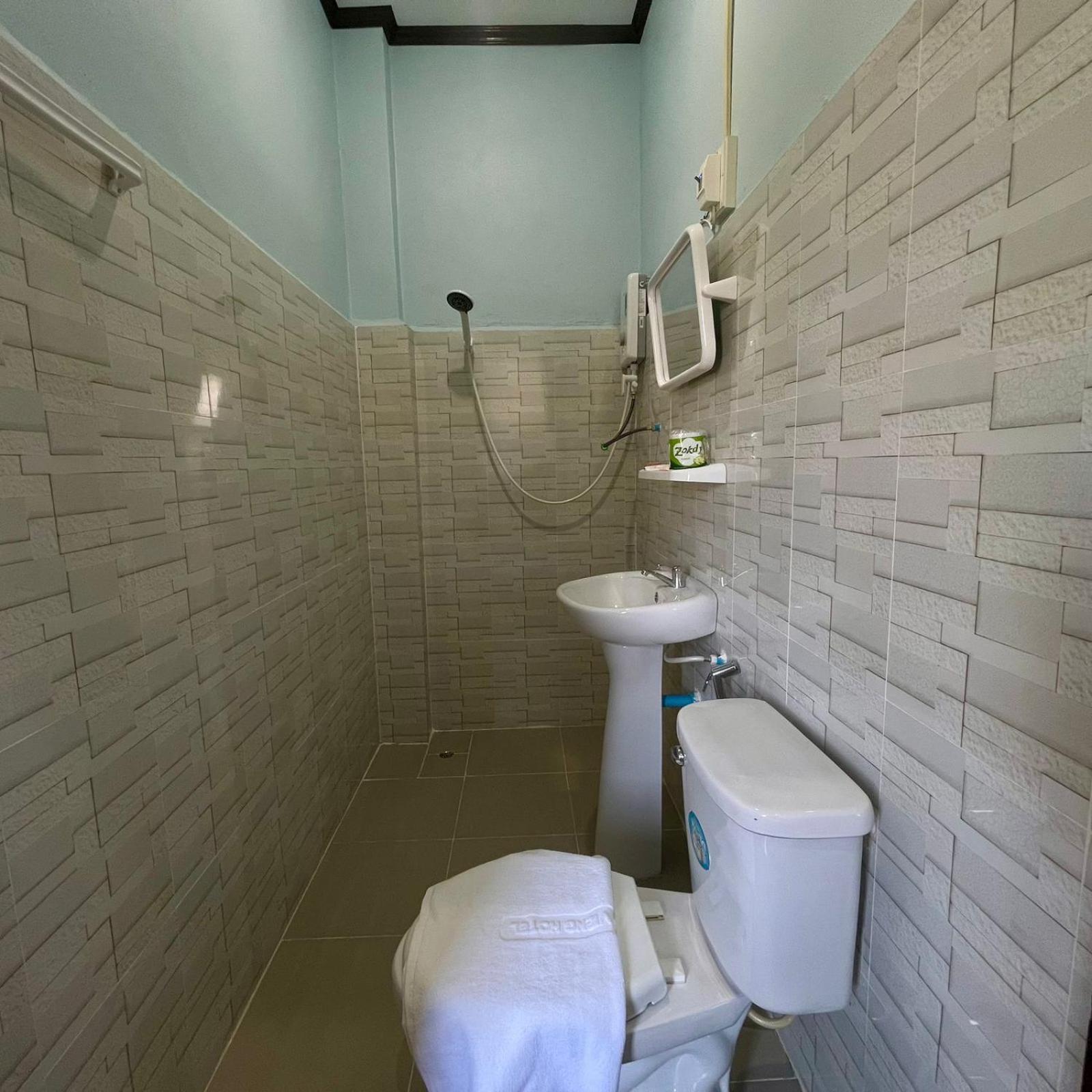 Smile Guesthouse Vangvieng Vang Vieng Eksteriør billede